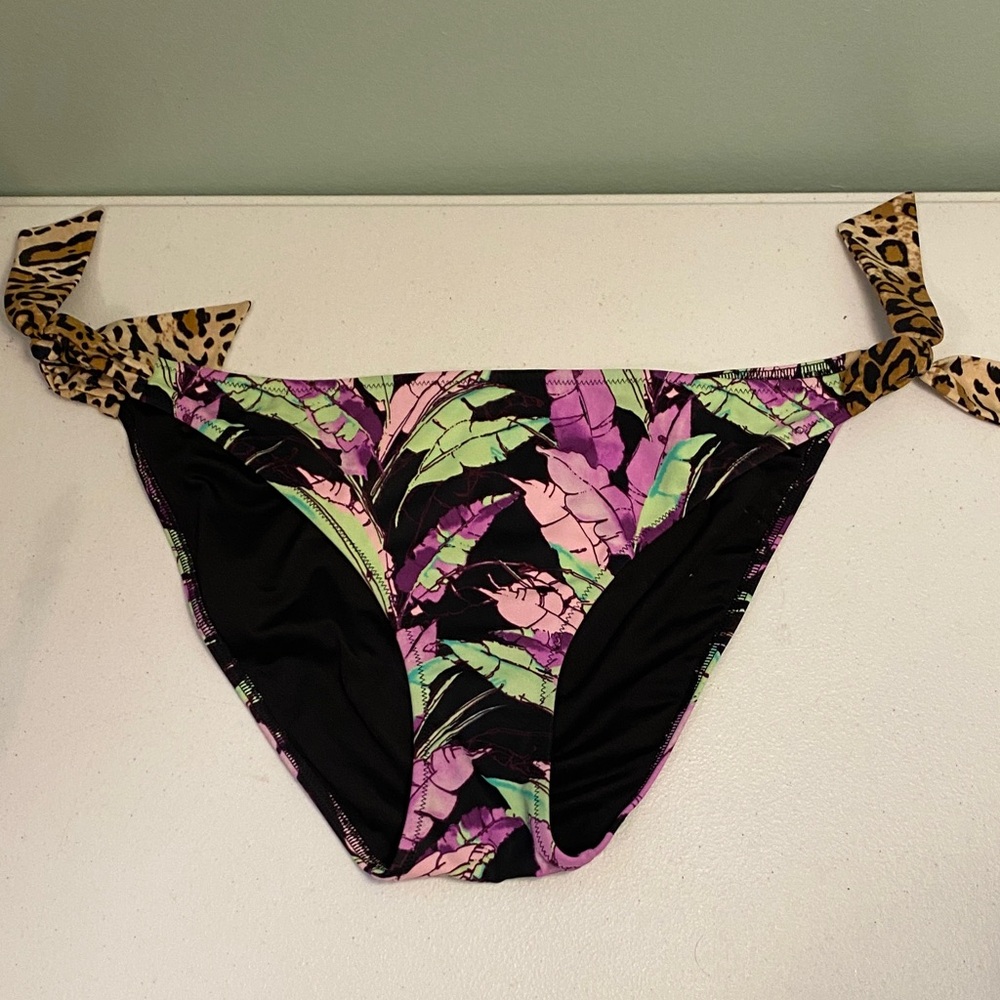 Victoria's Secret Black and Pink Bikini Swimwear